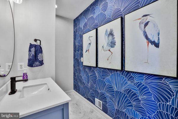 Bathroom, Interior, Marble, Recessed Lighting