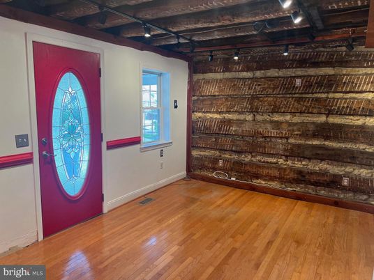 Empty room, Interior, Wooden Beams, Wood Texture Flooring