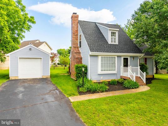 Detached Garage, Exterior, Facade, Cape Cod