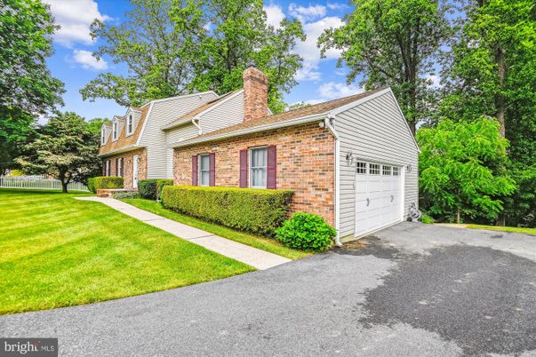 Attached, Detached Garage, Exterior, Facade, Brick Facade, Cape Cod