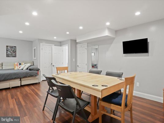 Dining room, Interior, Recessed Lighting, Wood Texture Flooring