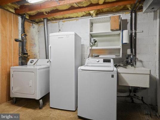 Interior, Washer