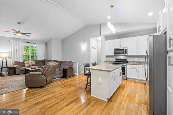 Interior, Kitchen, Living room, Pendant Lights, Recessed Lighting, Stainless Steel Appliances, Wood Texture Flooring