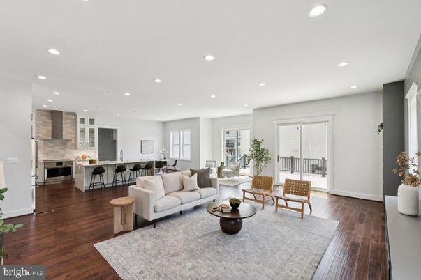 Interior, Kitchen, Living room, Recessed Lighting, Wood Texture Flooring
