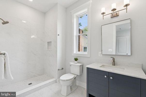 Bathroom, Interior, Marble Walls, Recessed Lighting