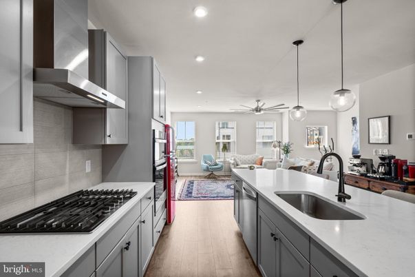Interior, Kitchen, Living room, Pendant Lights, Recessed Lighting, Stainless Steel Appliances, Wood Texture Flooring