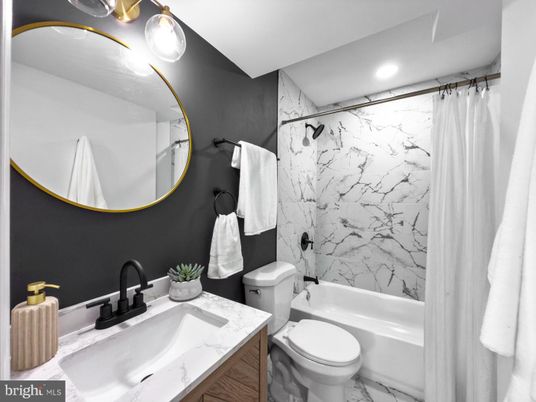 Bathroom, Interior, Marble Walls, Recessed Lighting