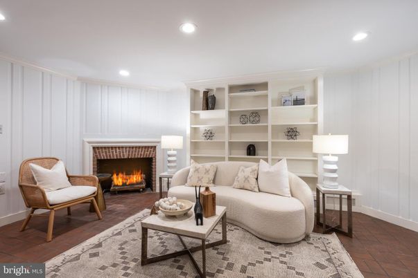 Fireplace, Interior, Living room, Recessed Lighting