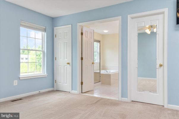 Bathroom, Empty room, Interior, Recessed Lighting