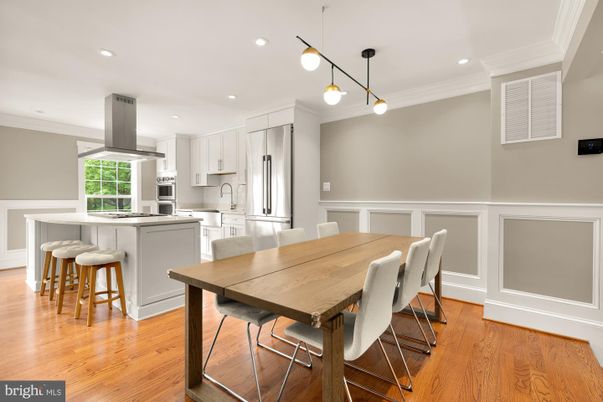Dining room, Interior, Kitchen, Pendant Lights, Recessed Lighting, Stainless Steel Appliances, Wood Texture Flooring