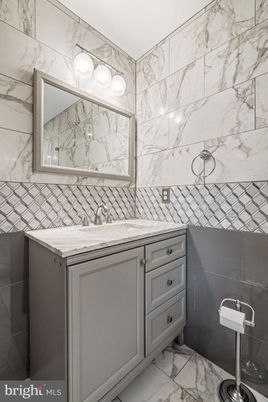 Bathroom, Interior, Marble, Marble Walls