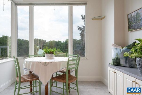 Dining room, Interior