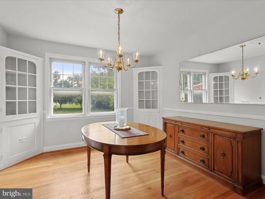 Chandelier, Interior, Wood Texture Flooring