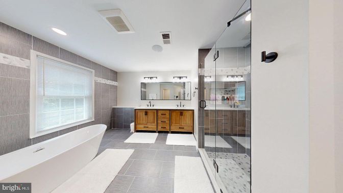 Bathroom, Dual Sink Vanities, Free Standing Baths, Glass Shower, Interior, Recessed Lighting