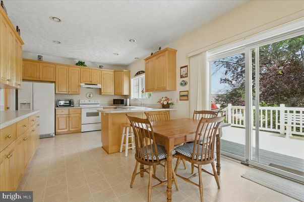 Dining room, Interior, Kitchen, Recessed Lighting