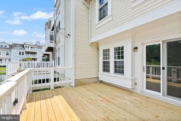 Exterior, Wood Texture Flooring