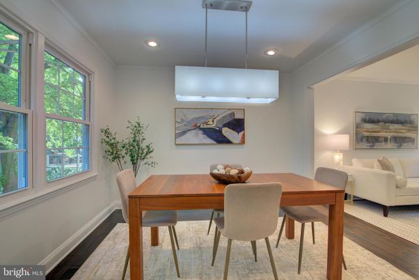 Dining room, Interior, Living room, Pendant Lights, Recessed Lighting, Wood Texture Flooring