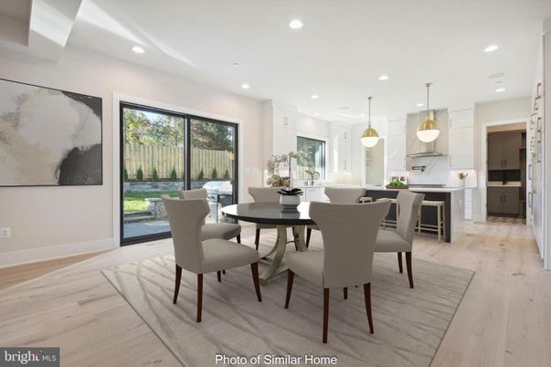 Dining room, Interior, Kitchen, Pendant Lights, Recessed Lighting, Wood Texture Flooring