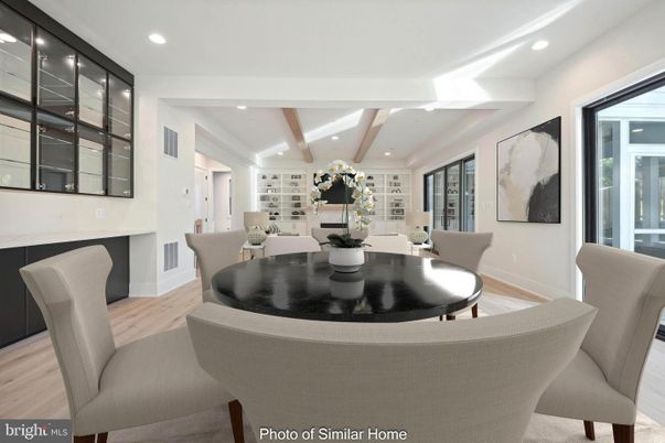 Dining room, Interior, Recessed Lighting, Wooden Beams, Wood Texture Flooring