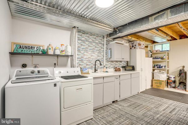 Interior, Stone Walls, Utility Closets, Washer