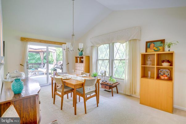 Chandelier, Dining room, Interior