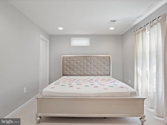 Bedroom, Interior, Recessed Lighting