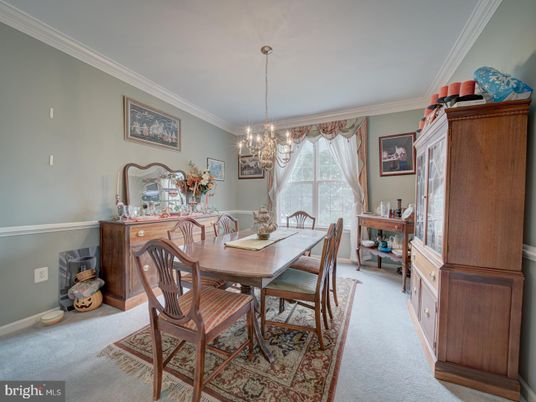 Chandelier, Dining room, Interior