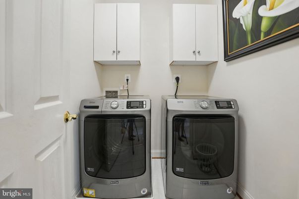 Interior, Washer