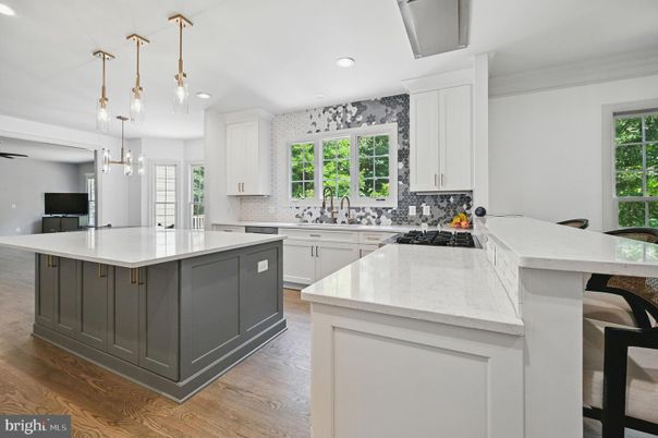 Interior, Kitchen, Pendant Lights, Recessed Lighting, Wood Texture Flooring
