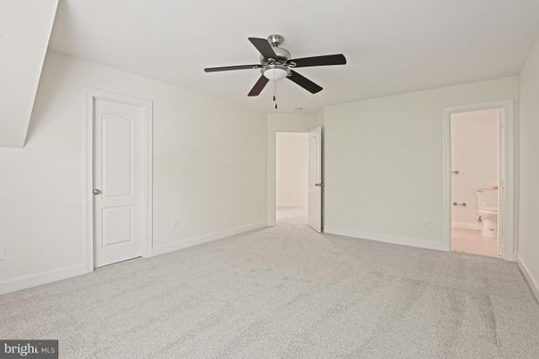 Bathroom, Empty room, Interior