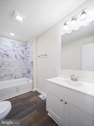 Bathroom, Interior, Marble Walls, Recessed Lighting, Wood Texture Flooring