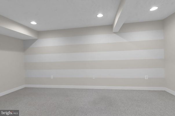 Empty room, Interior, Recessed Lighting