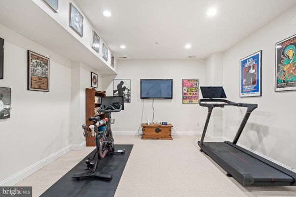 Fitness Equipment, Interior, Recessed Lighting