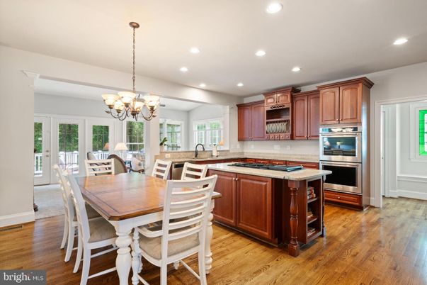 Chandelier, Dining room, Interior, Kitchen, Recessed Lighting, Wood Texture Flooring