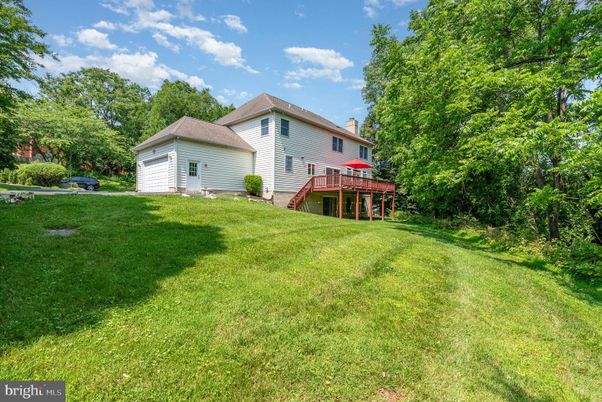 Backyard, Detached Garage, Exterior