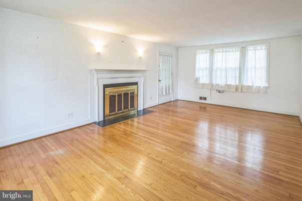 Empty room, Fireplace, Interior, Wood Texture Flooring