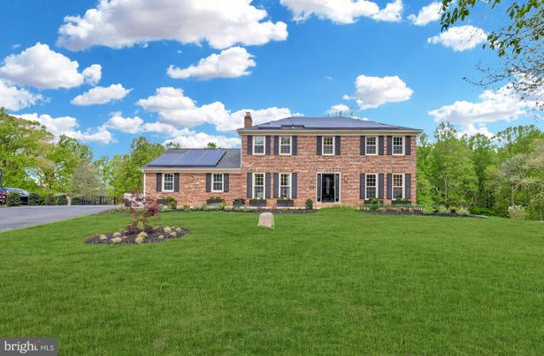 Backyard, Exterior, Facade, Brick Facade, Solar Panels, Georgian