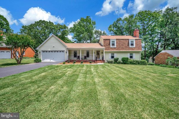 Attached, Backyard, Exterior, Facade, Split Level