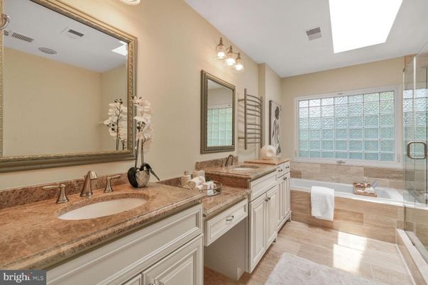 Bathroom, Dual Sink Vanities, Glass Shower, Interior