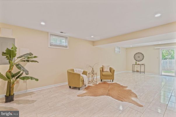 Interior, Recessed Lighting