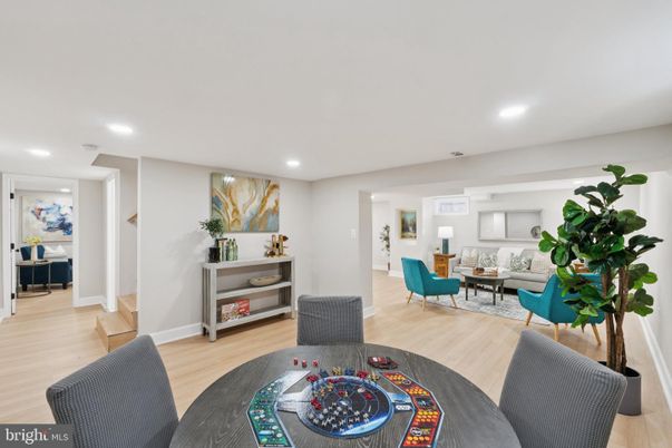 Dining room, Interior, Living room, Recessed Lighting, Wood Texture Flooring