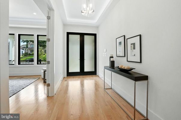 Interior, Pendant Lights, Recessed Lighting, Wood Texture Flooring