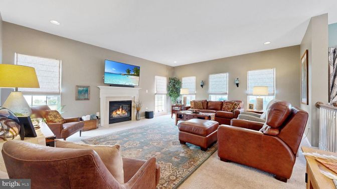 Fireplace, Interior, Living room, Recessed Lighting