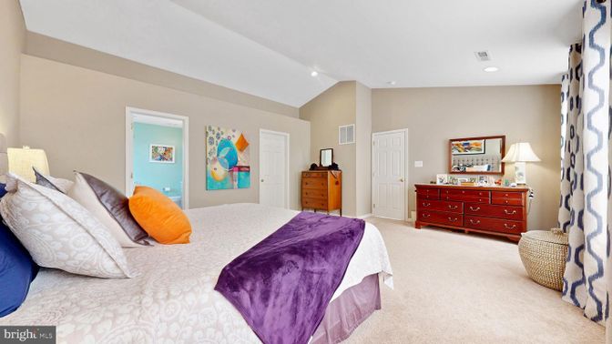 Bedroom, Interior, Recessed Lighting