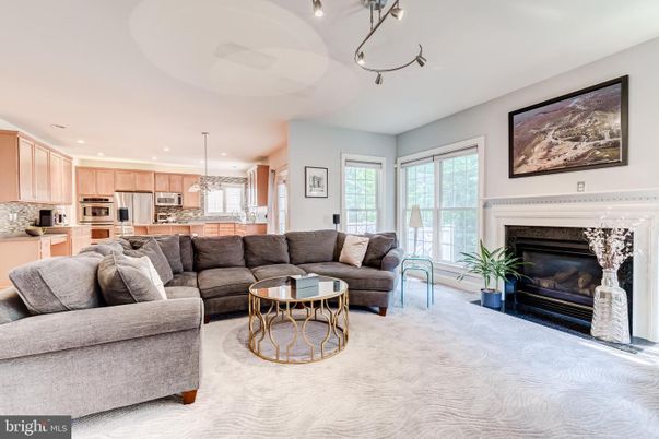 Fireplace, Interior, Kitchen, Living room, Pendant Lights, Recessed Lighting, Stainless Steel Appliances