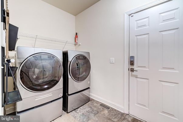 Interior, Washer