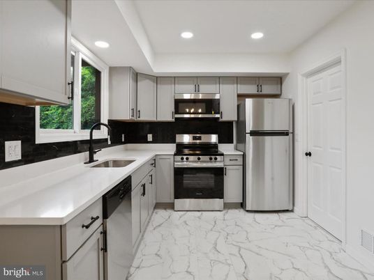 Interior, Kitchen, Marble, Recessed Lighting, Stainless Steel Appliances