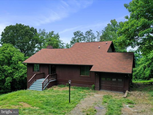 Attached, Backyard, Exterior, Facade, Log Home