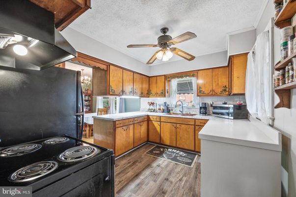 Interior, Kitchen, Wood Texture Flooring