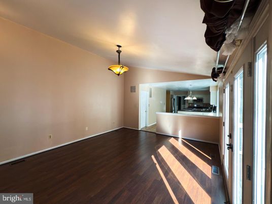 Interior, Kitchen, Pendant Lights, Wood Texture Flooring